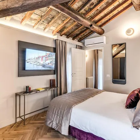 Palazzo Ottavia - La Maison D'art Collection Appartement *