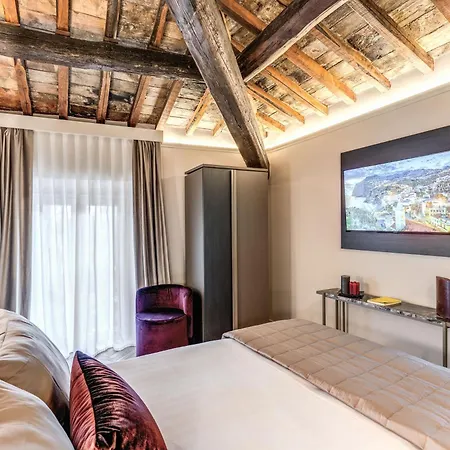 Palazzo Ottavia - La Maison D'art Collection Appartement